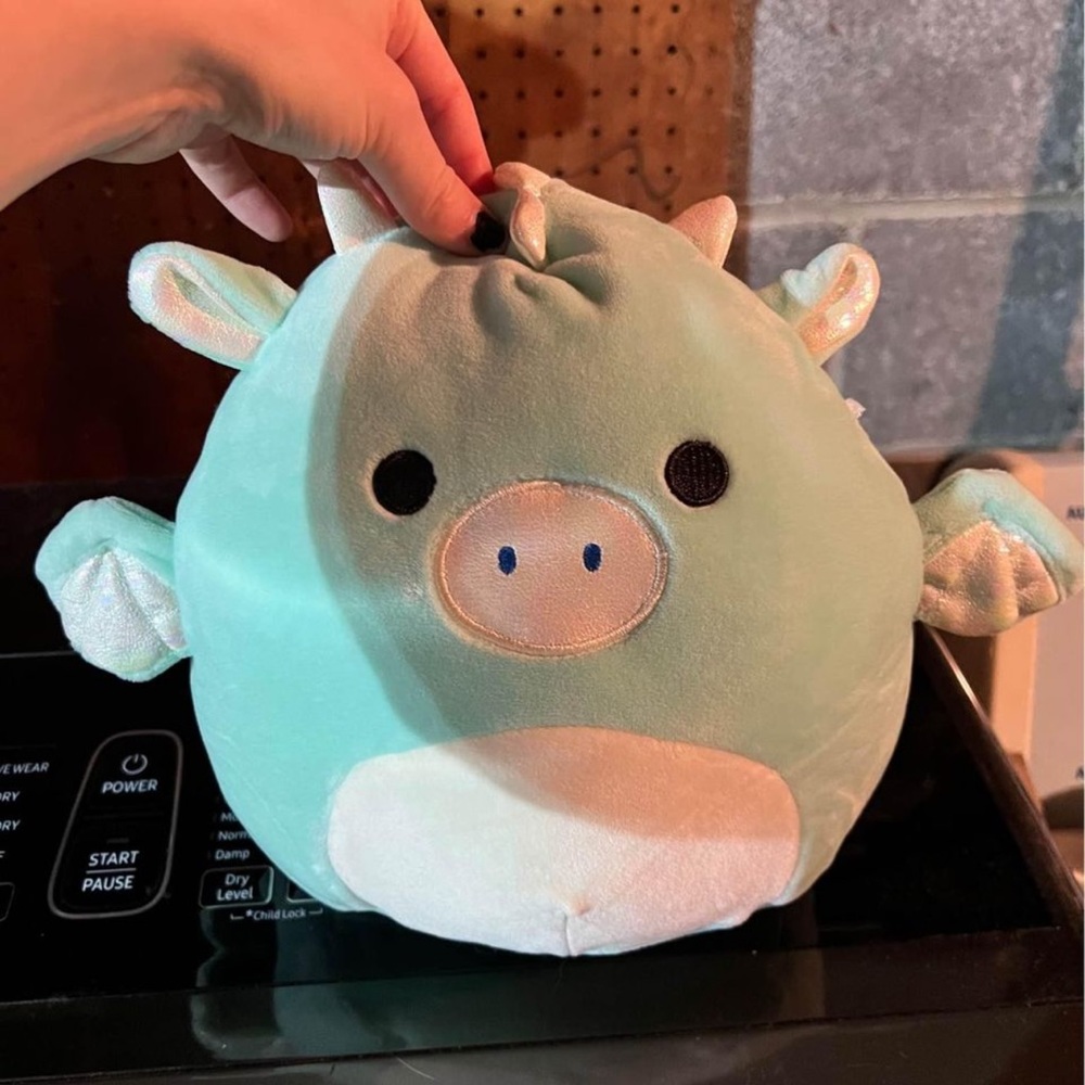 Blue Dino squishmallow